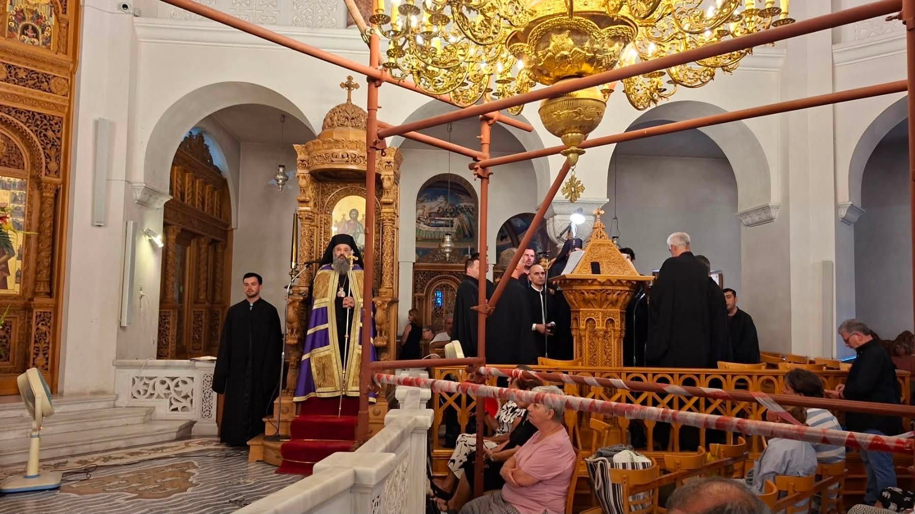 Μέγας Τρισαρχιερατικός Εσπερινός τελέστηκε στον Άγιο Νεκτάριο Αίγινας - μια φωτογραφία 10