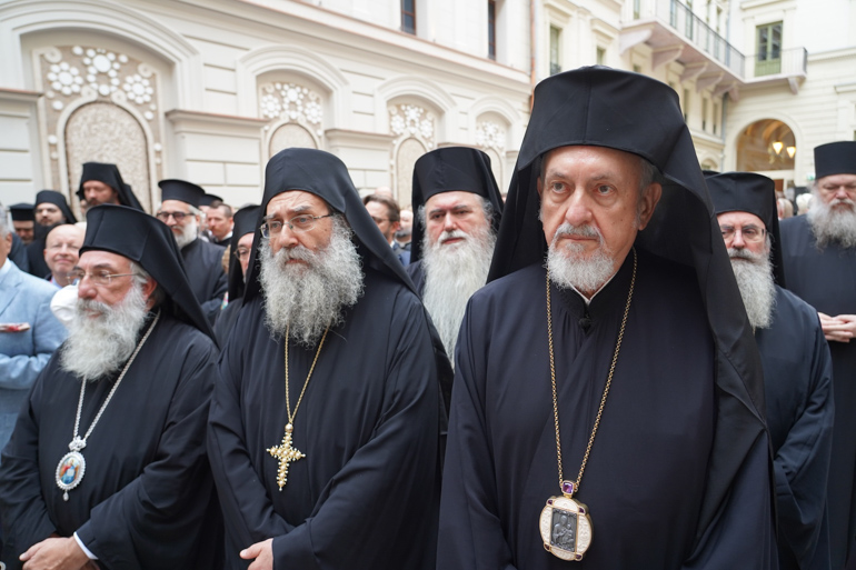 Ο Οικουμενικός Πατριάρχης τέλεσε Θυρανοίξια Ναού στη Βουδαπέστη - μια φωτογραφία 3