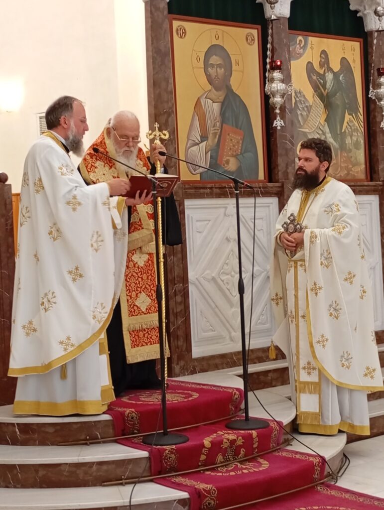 Τρισάγιο για τους δύο πιλότους τέλεσε ο Αρχιεπίσκοπος Ιερώνυμος - μια φωτογραφία 1