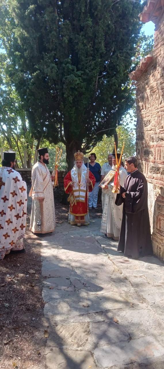 Εορτάστηκε το Γενέσιο της Θεοτόκου στον ιστορικό Ναό του Αργυροκάστρου - μια φωτογραφία 2
