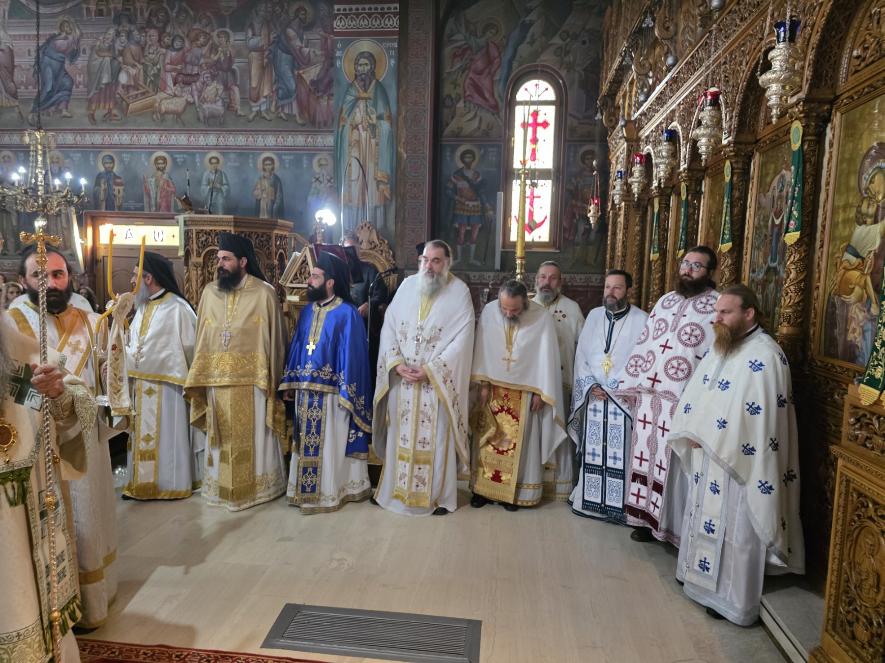Χειροτονήθηκε πρεσβύτερος στον Ιερό Ναό Αγίας Σκέπης Πτολεμαΐδος - μια φωτογραφία 10