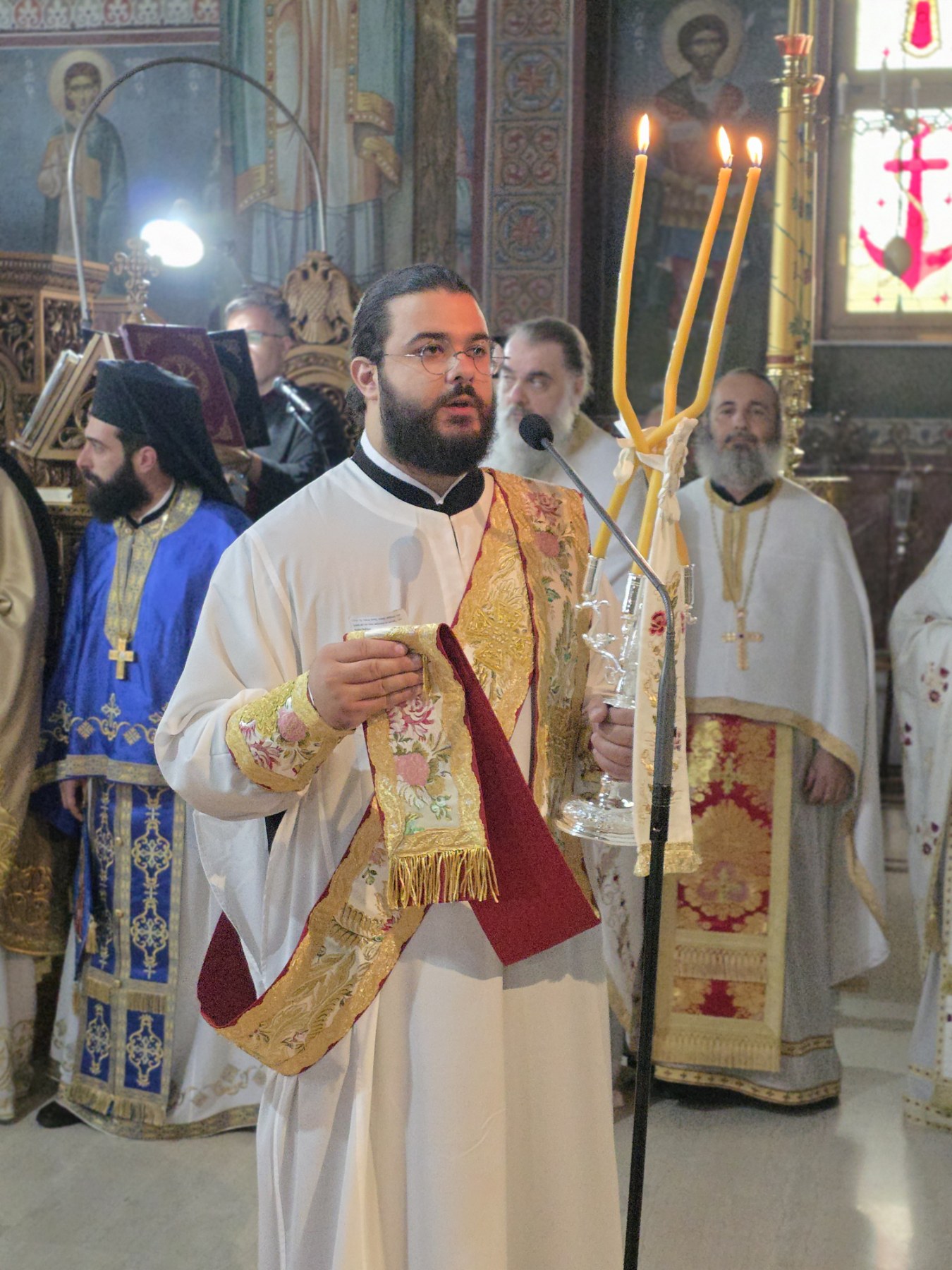 Χειροτονήθηκε πρεσβύτερος στον Ιερό Ναό Αγίας Σκέπης Πτολεμαΐδος - μια φωτογραφία 12