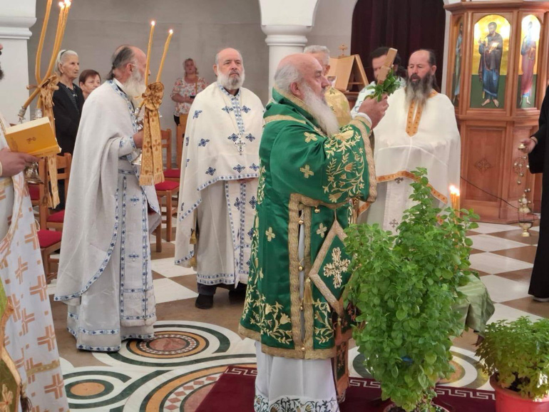 Η Ύψωση του Τιμίου Σταυρού εορτάστηκε στο Αργυρόκαστρο - μια φωτογραφία 3