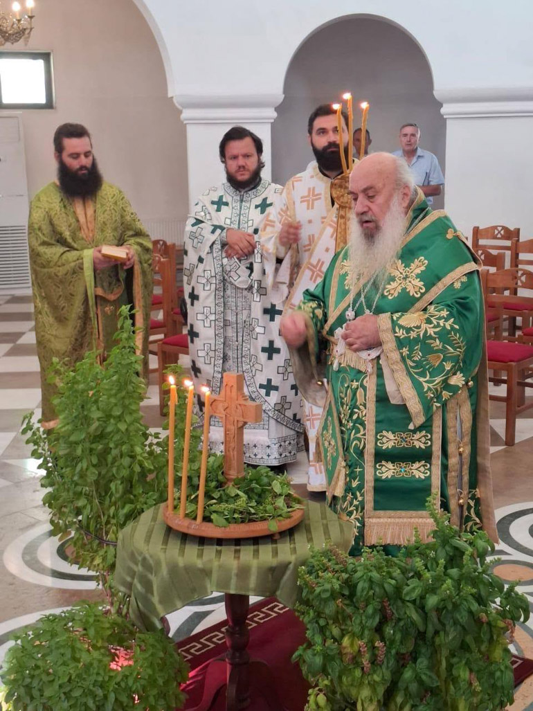 Η Ύψωση του Τιμίου Σταυρού εορτάστηκε στο Αργυρόκαστρο - μια φωτογραφία 5