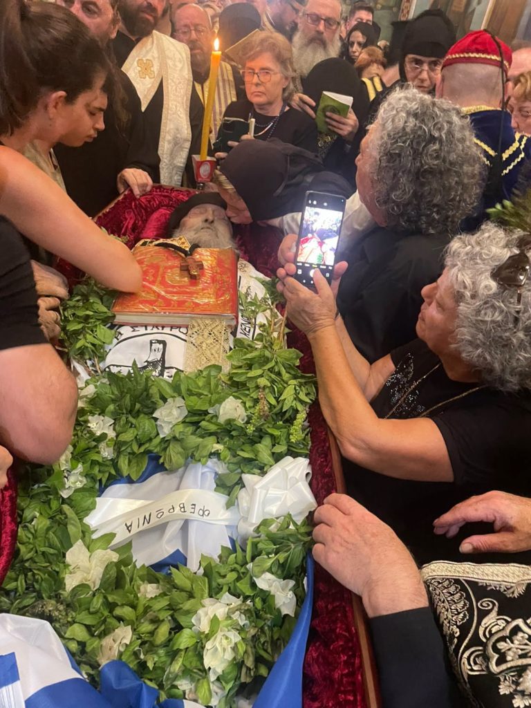 Η κηδεία του Γέροντος Χρυσοστόμου στη Μονή Αγίου Γερασίμου της Ιεριχώ - μια φωτογραφία 4