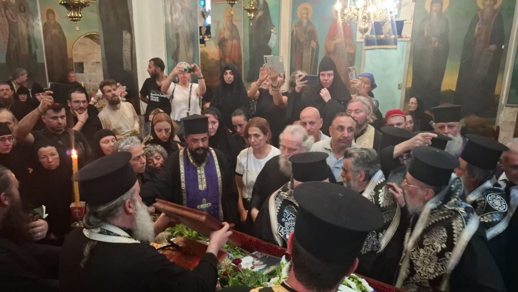 Η κηδεία του Γέροντος Χρυσοστόμου στη Μονή Αγίου Γερασίμου της Ιεριχώ - μια φωτογραφία 14