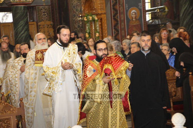 Η Καλαμπάκα τίμησε τον Πολιούχο Άγιο Βησσαρίωνα με πολυαρχιερατικό συλλείτουργο - μια φωτογραφία 8