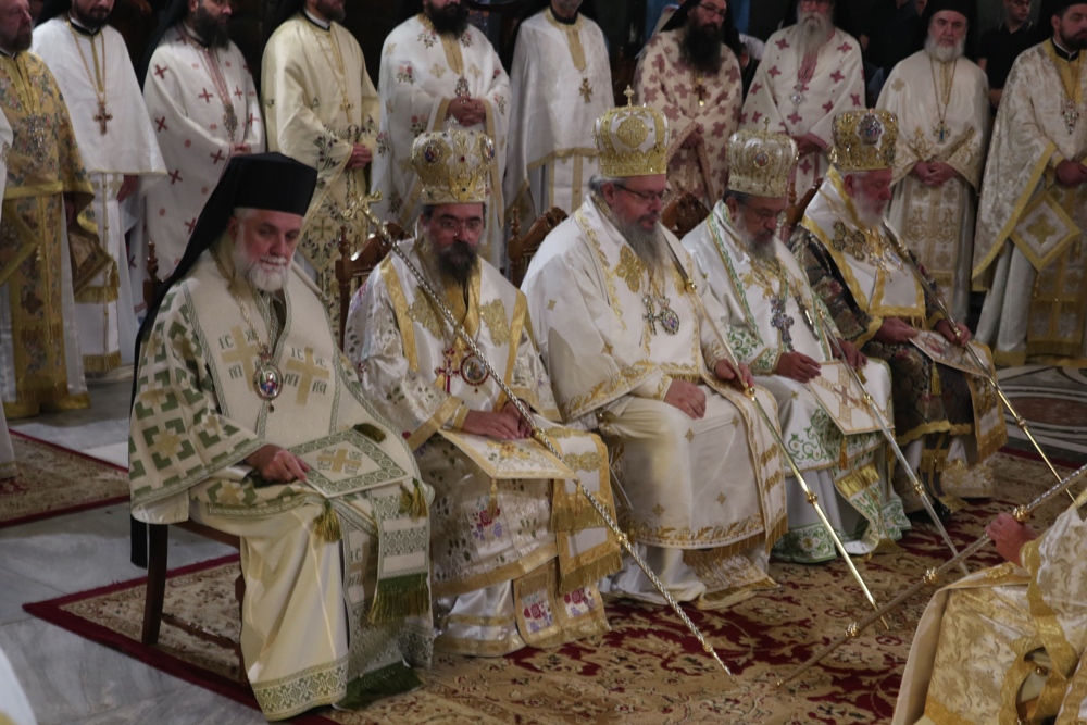 Πολυαρχιερατικό συλλείτουργο για τα ονομαστήρια του Μητροπολίτη Θεσσαλονίκης - μια φωτογραφία 7