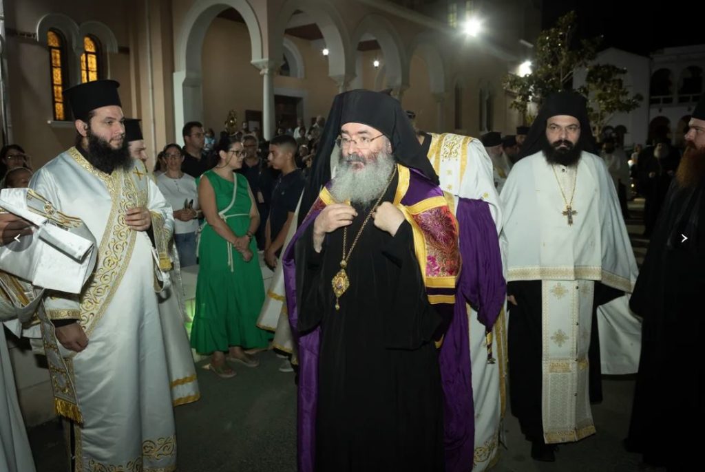 Λείψανο της Αγίας Άννας υποδέχθηκε η Μητρόπολη Λεμεσού από το Άγιον Όρος - μια φωτογραφία 2