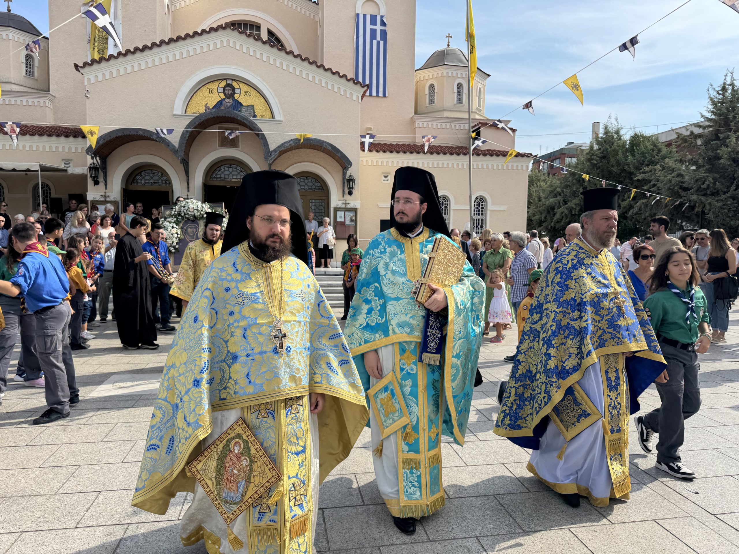 Πλήθος κόσμου παρευρέθησαν στην άφιξη Εικόνας από το Άγιο Όρος - μια φωτογραφία 8