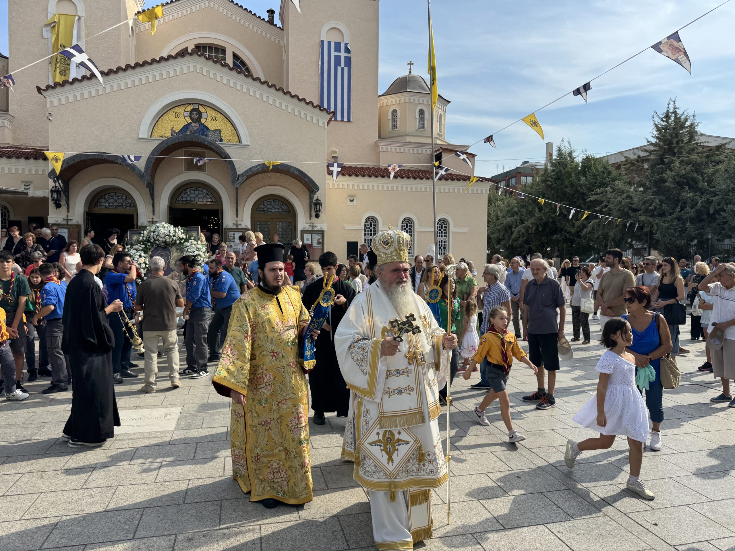 Πλήθος κόσμου παρευρέθησαν στην άφιξη Εικόνας από το Άγιο Όρος - μια φωτογραφία 9
