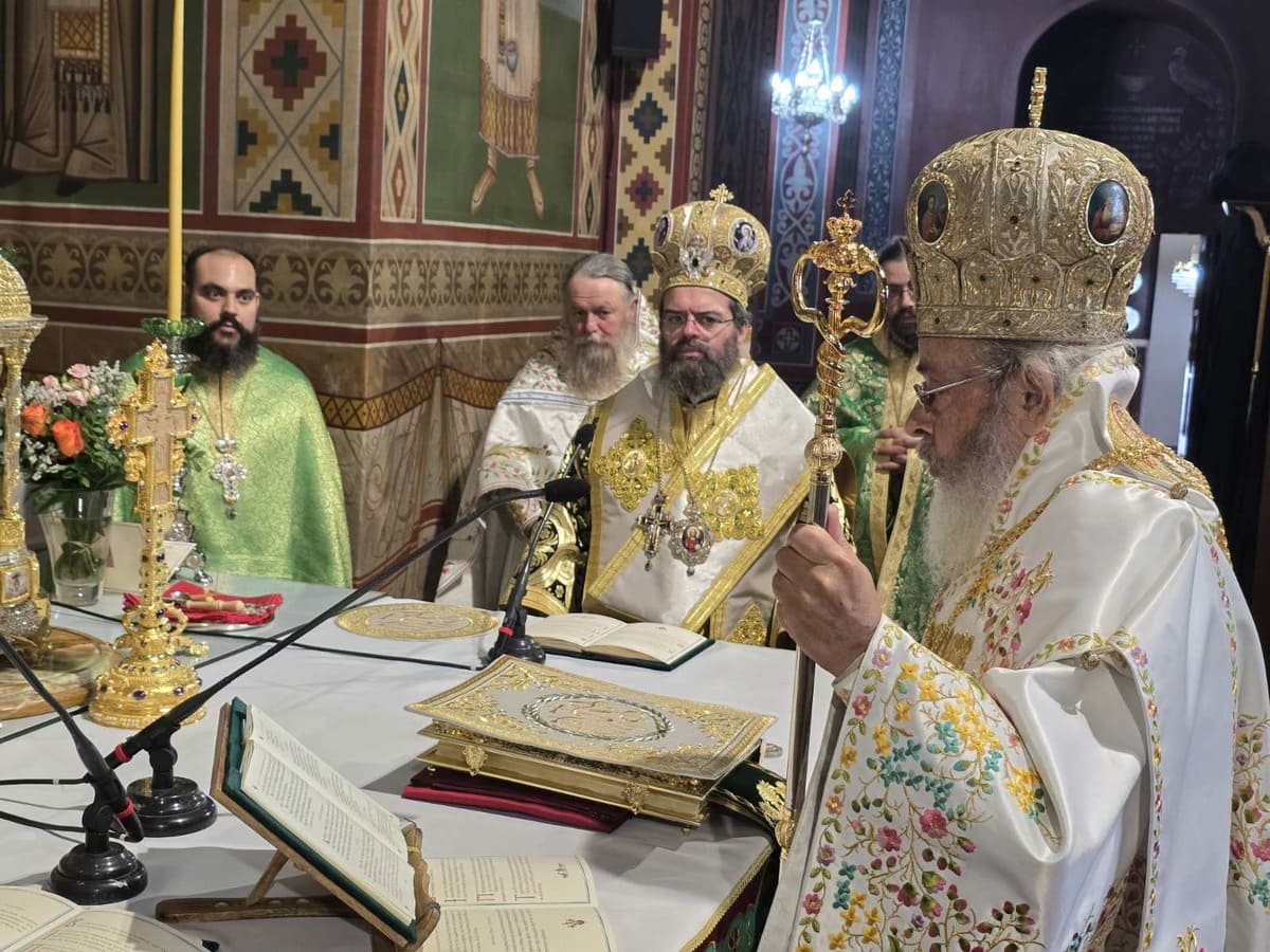 Κορυφώθηκε στην Καρδίτσα η εορτή των οκτώ Τοπικών Αγίων - μια φωτογραφία 13