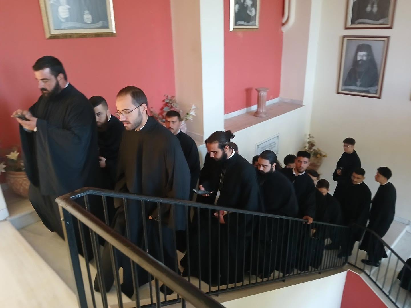 Ξεκίνησαν τα μαθήματα στη Σχολή Μαθητείας Κληρικών Βελλάς - μια φωτογραφία 7