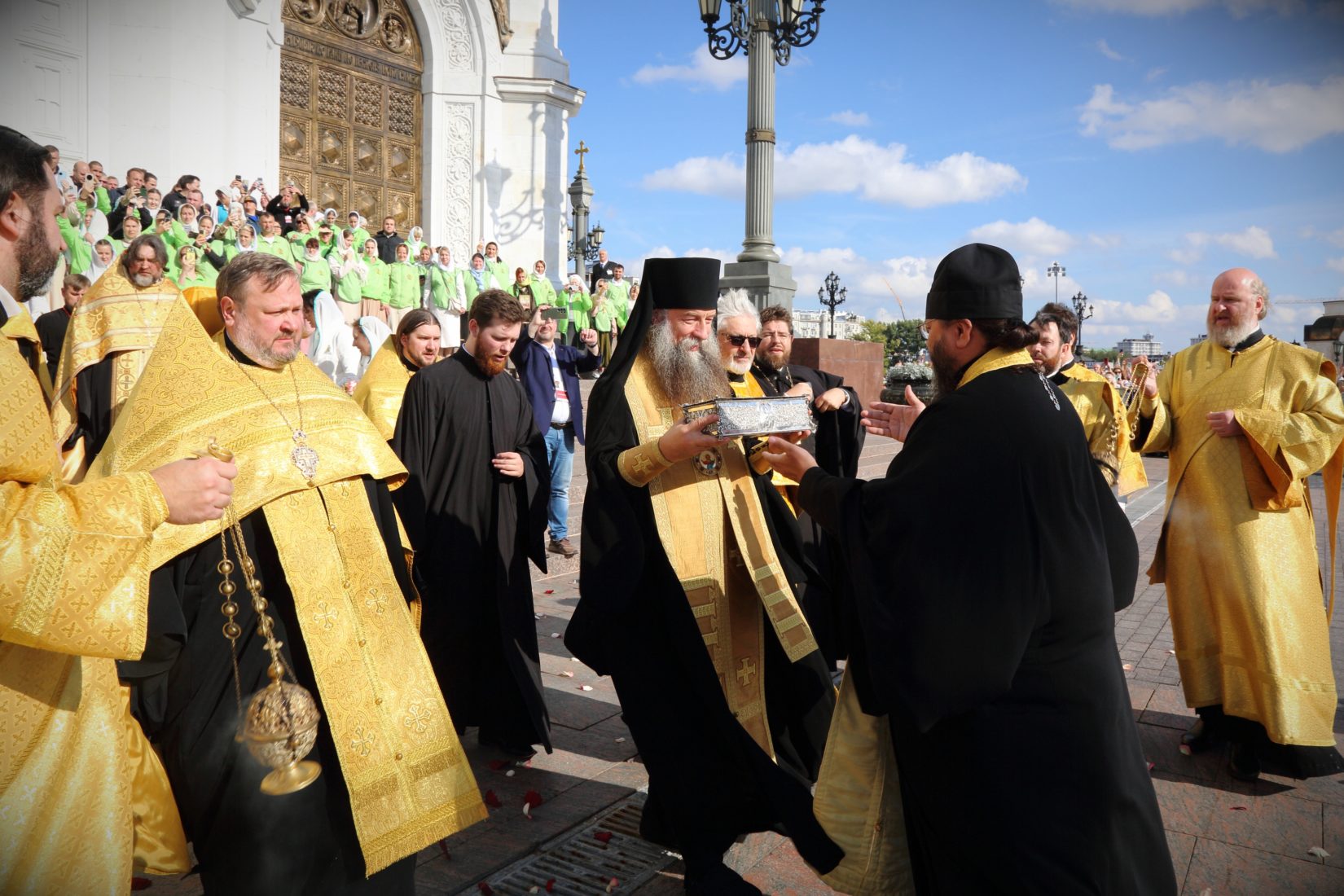 Η δεξιά χείρα του Αγίου Σπυρίδωνος αναχώρησε από τη Μόσχα για το Καζακστάν - μια φωτογραφία 17