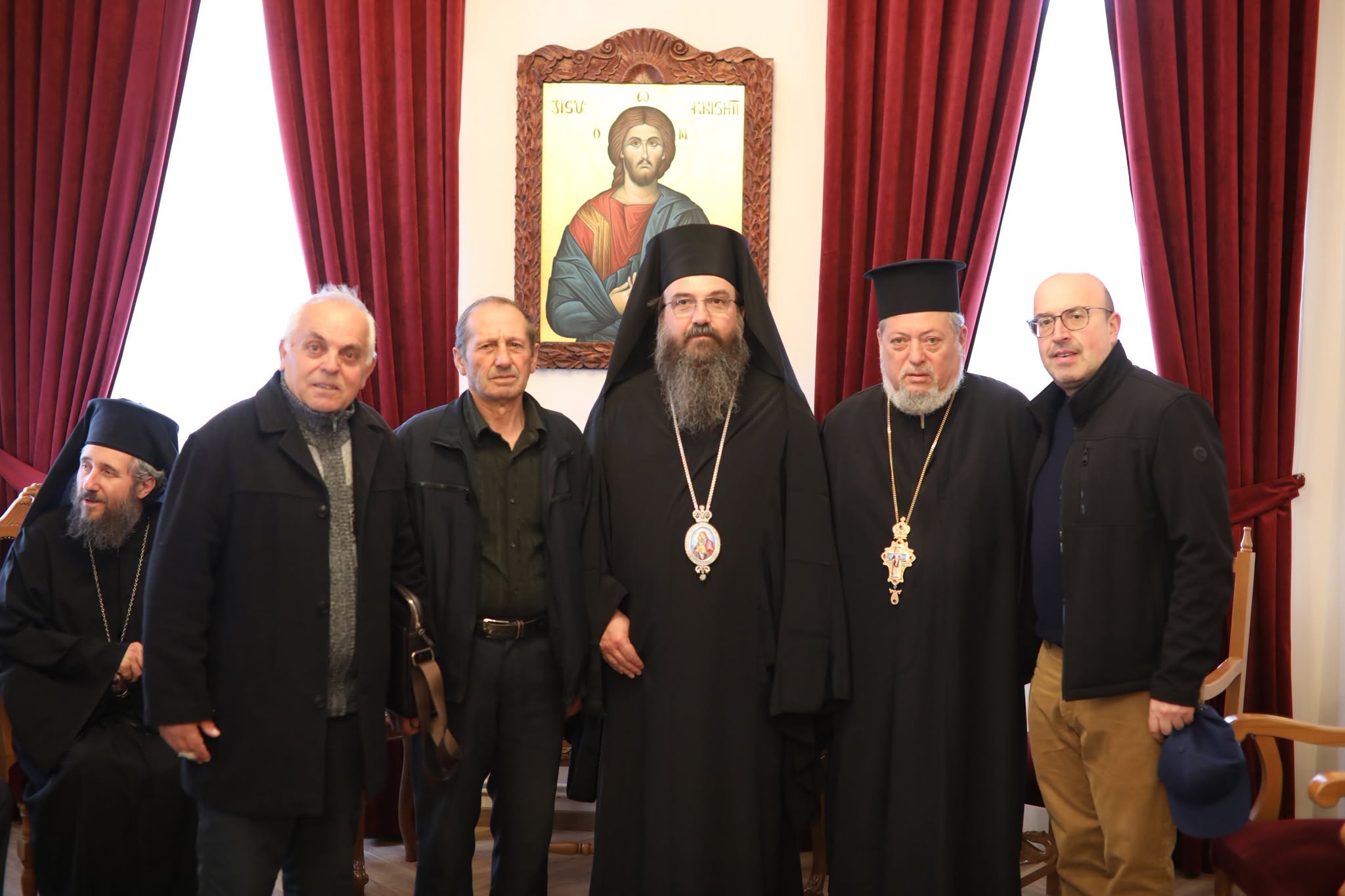 Ο Μητροπολίτη Κορυτσάς εόρτασε την επέτειο της ενθρόνισής του - μια φωτογραφία 9