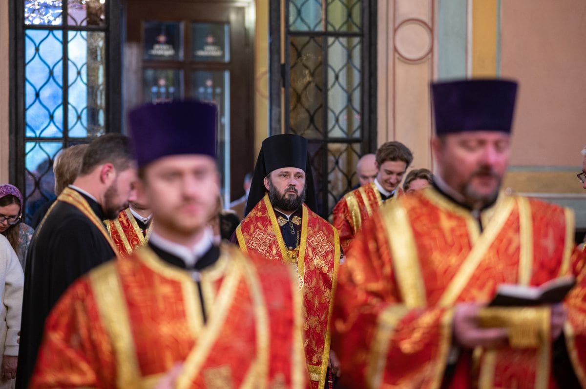 Με ολονύκτια αγρυπνία εορτάστηκε η Ύψωση του Σταυρού στη Βαρσοβία - μια φωτογραφία 3