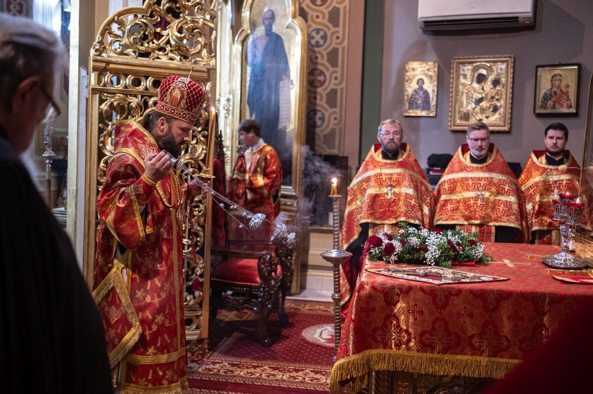 Με ολονύκτια αγρυπνία εορτάστηκε η Ύψωση του Σταυρού στη Βαρσοβία - μια φωτογραφία 6