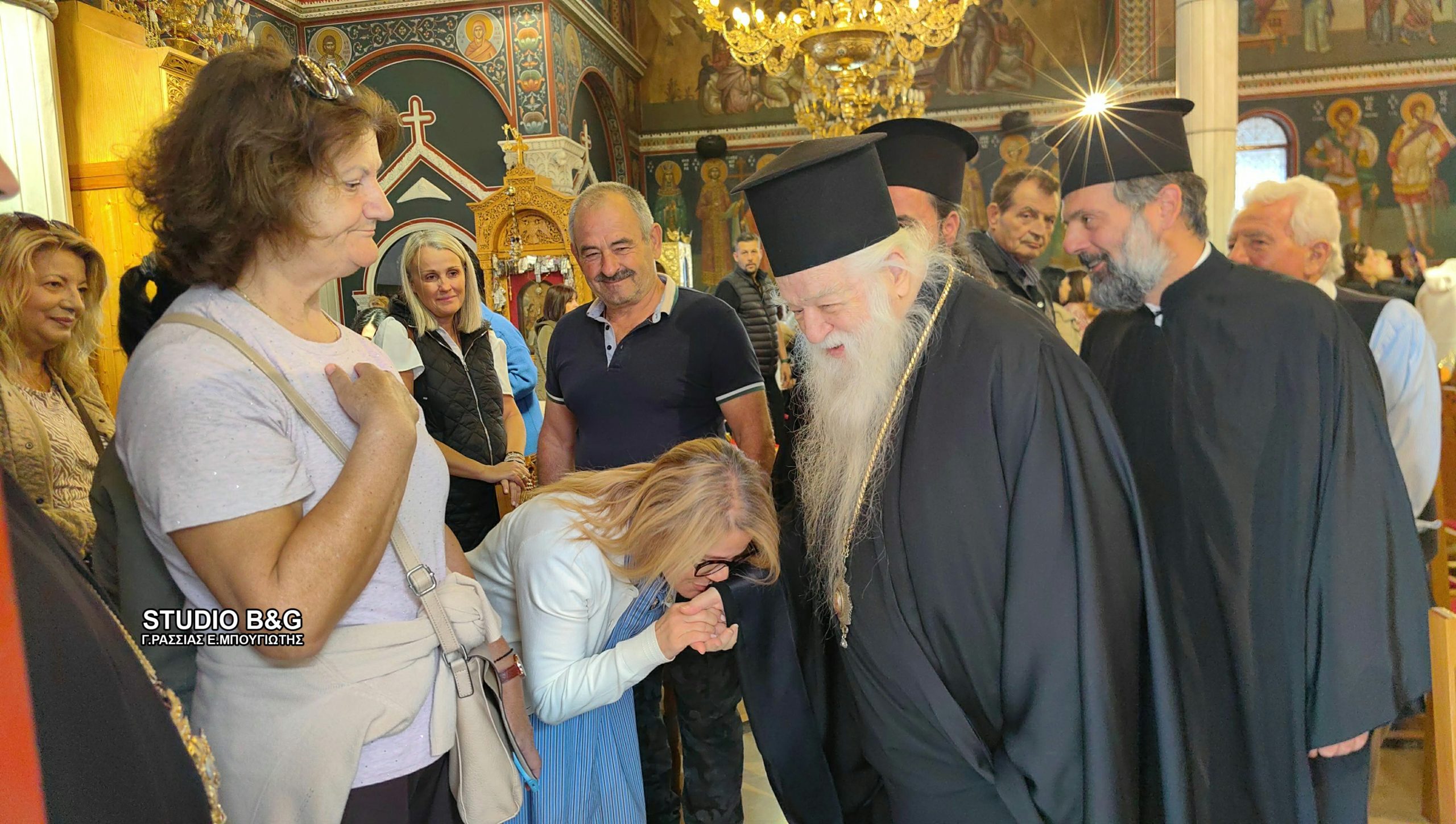 Ο πρώην Καλαβρύτων Αμβρόσιος προσκύνησε εικόνα της Παναγίας στο Ναύπλιο - μια φωτογραφία 5