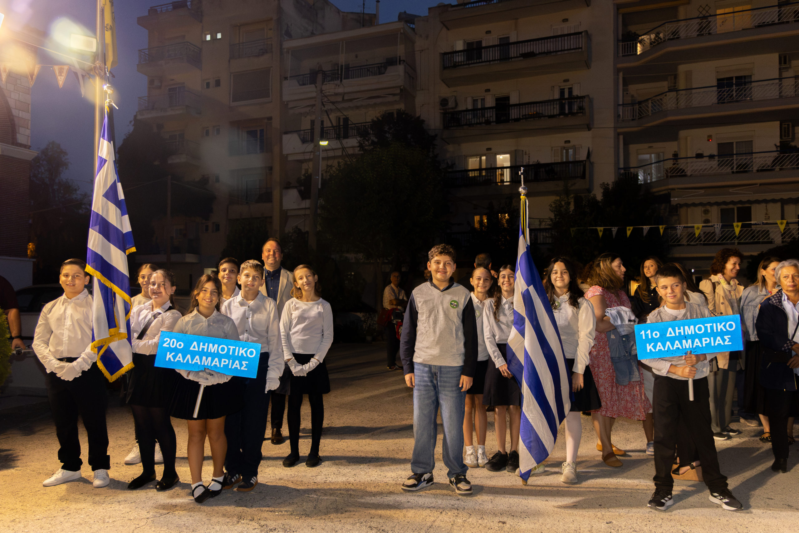 Πάνδημη Υποδοχή της Τιμίας Κάρας του Αγίου Παντελεήμονος στην Καλαμαριά - μια φωτογραφία 2