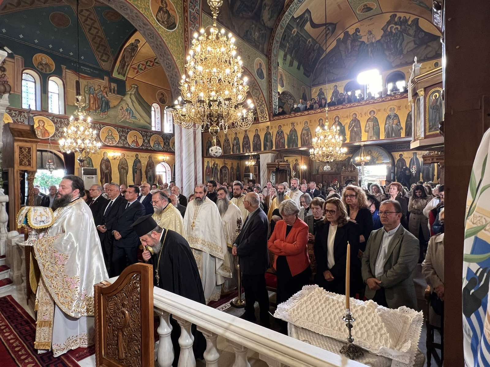 Με Πολυαρχιερατική Θεία Λειτουργία τιμήθηκε η Βουρλιώτισσα στη Νέα Φιλαδέλφεια - μια φωτογραφία 15