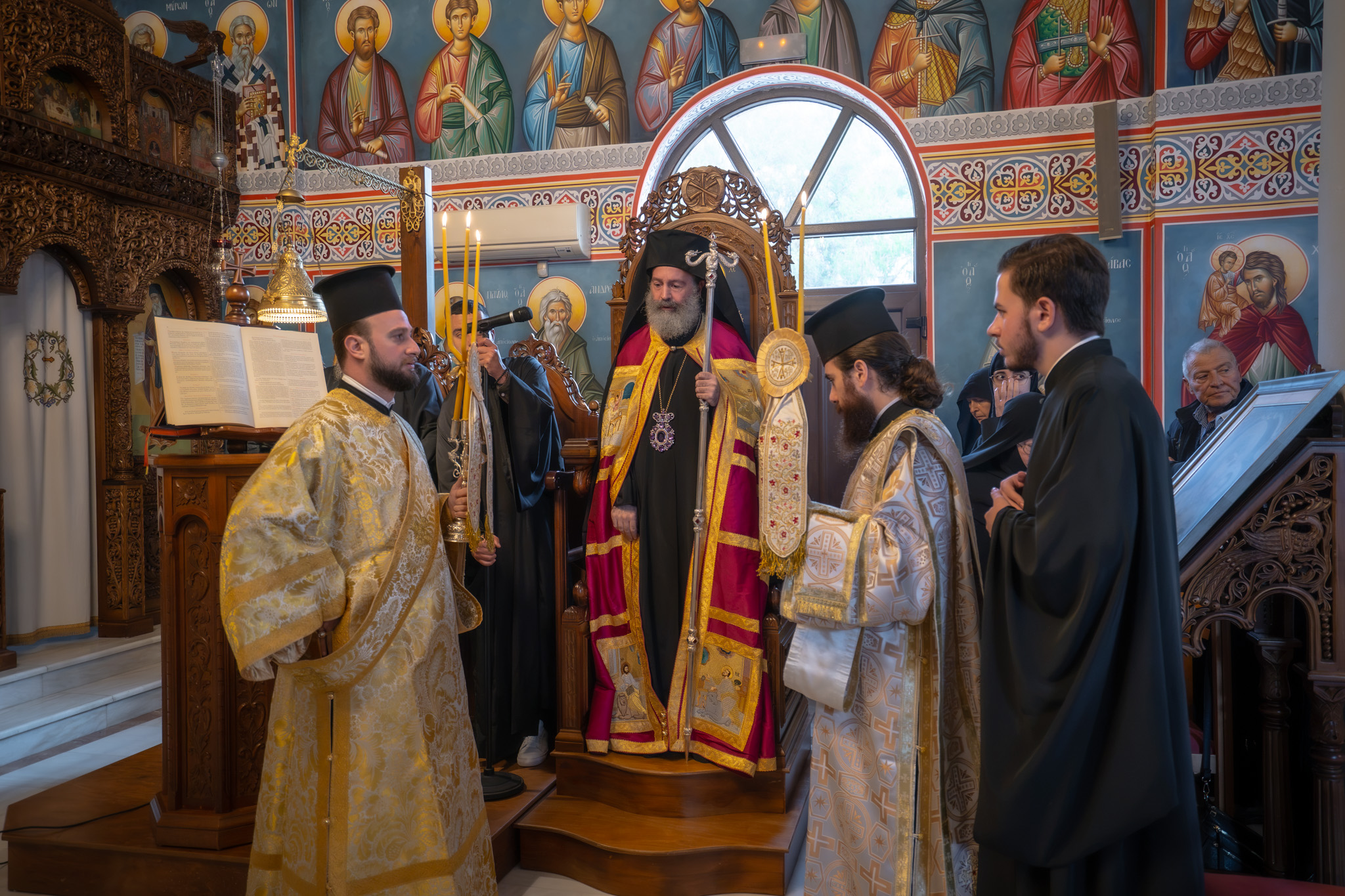 Ολοκληρώθηκε στο Ρέθυμνο το 4ο Συνέδριο Βιοηθικής για την υπογεννητικότητα - μια φωτογραφία 2