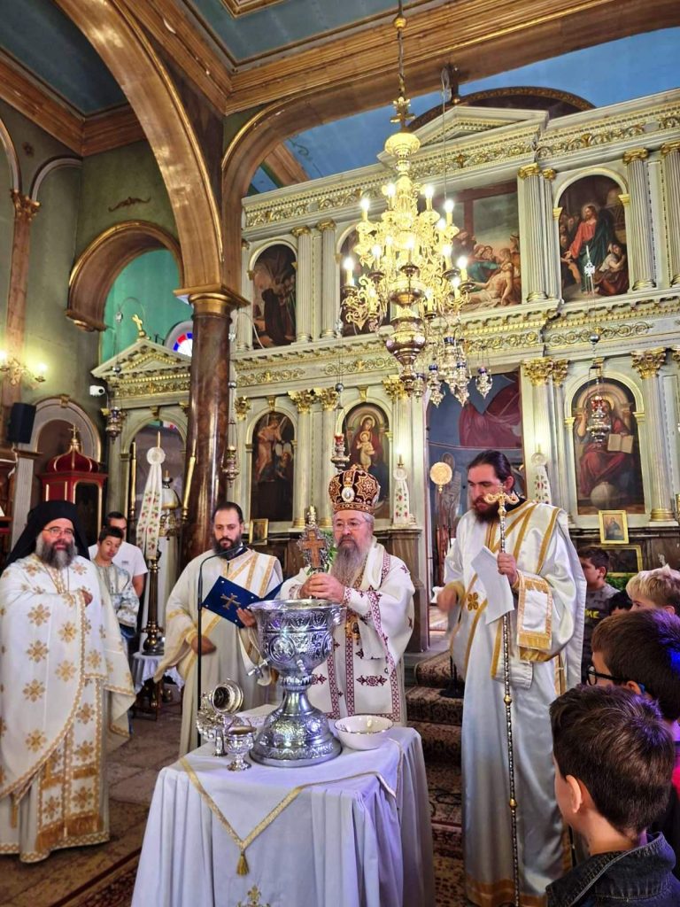 Ξεκίνησαν οι Παιδικές και Νεανικές Συντροφιές στη Λευκάδα - μια φωτογραφία 12