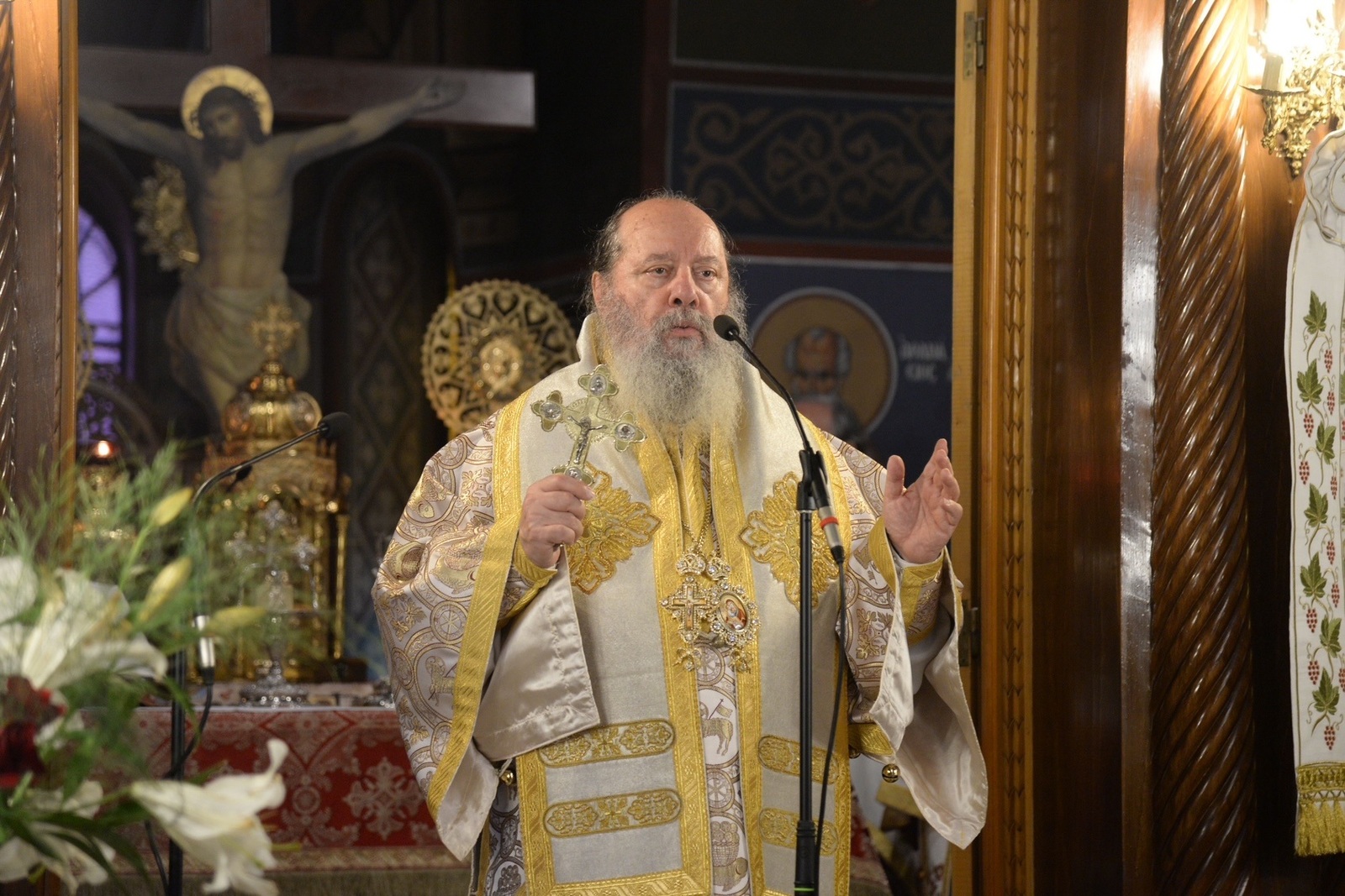 Εορτάστηκε η επέτειος χειροτονίας του Επισκόπου Κερνίτσης Χρυσάνθου στην Πάτρα - μια φωτογραφία 1