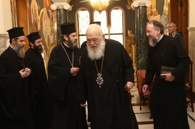 Ο Αρχιεπίσκοπος Αλβανίας συναντήθηκε με τον Αρχιεπίσκοπο Ιερώνυμο στην Αθήνα - μια φωτογραφία 3