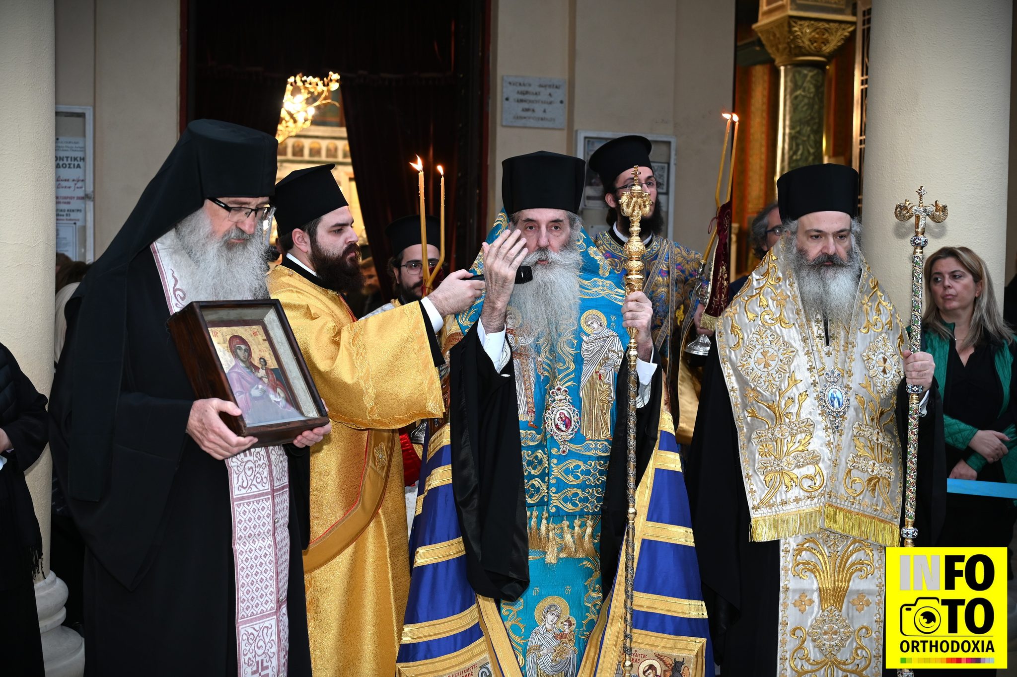 Η εικόνα της Παναγίας Ελεούσης από το Στόμιο τέθηκε για προσκύνηση στο Νέο Φάληρο - μια φωτογραφία 1