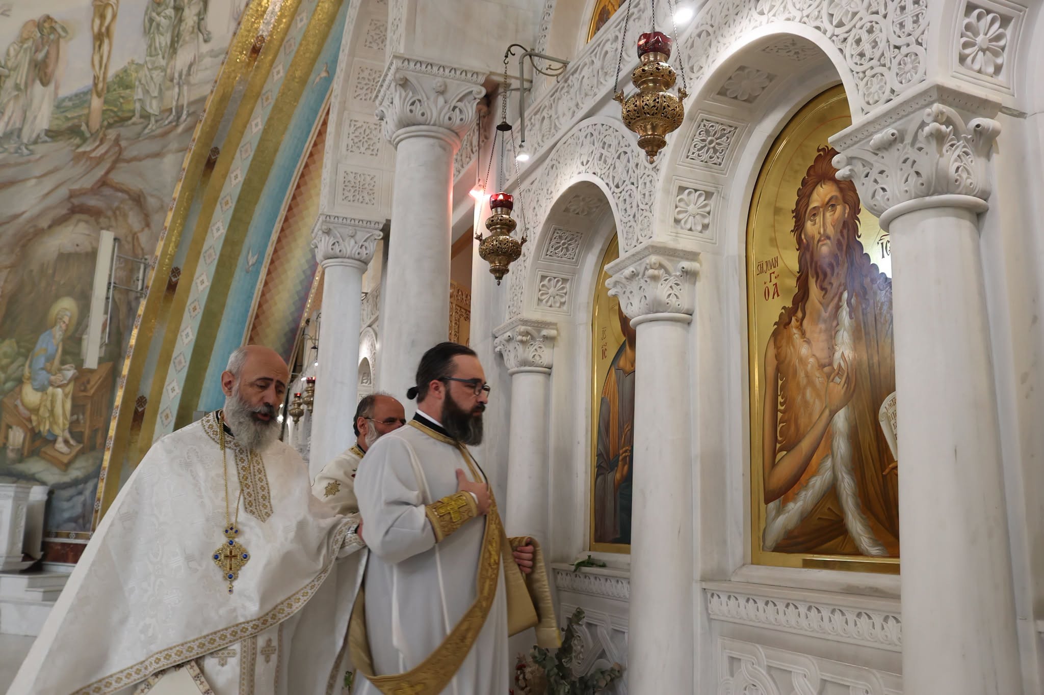 Χειροτονήθηκε Πρεσβύτερος ο Αρχιδιάκονος του Αρχιεπισκόπου Αλβανίας στα Τίρανα - μια φωτογραφία 10