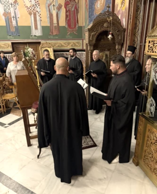 Συγκίνηση στη Λέρο: Η Ορθοδοξία και το Έπος του '40 μέσα από τους ύμνους - μια φωτογραφία 1