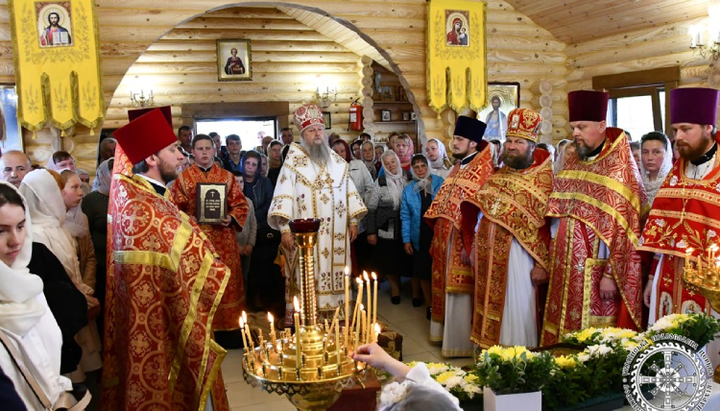 Εορταστική Θεία Λειτουργία στο Σκομπέλκα την ημέρα μνήμης του Αγίου Νικολάου. Φωτογραφία: pravoslavna.volyn.ua