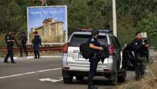 Στο Κόσοβο, οι στρατιωτικοί επιτέθηκαν στο μοναστήρι της Σερβικής Εκκλησίας