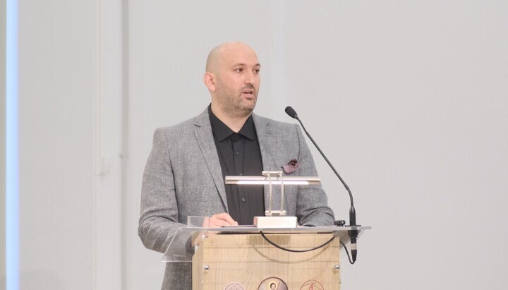 Έλληνας θεολόγος για OCU: Ο Τόμος δεν είναι μαγεία που μετατρέπει τους λαϊκούς σε επισκόπους