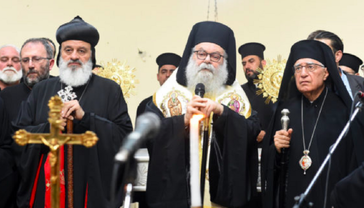 Στη Δαμασκό ο Πατριάρχης Αντιοχείας προσευχήθηκε στον ναό, όπου είχε διαπραχθεί τρομοκρατική επίθεση