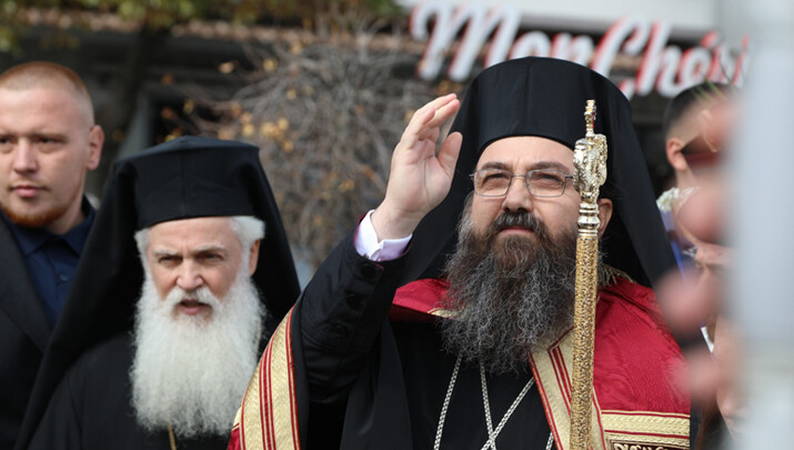 Ενθρονίστηκε ο νέος Μητροπολίτης Κορυτσάς Αναστάσιος. Φωτογραφία: Romfea.gr