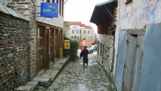 Η Ιερά Κοινότητα Αγίου Όρους αντιδρά στο κλείσιμο του Ταχυδρομείου Δάφνης