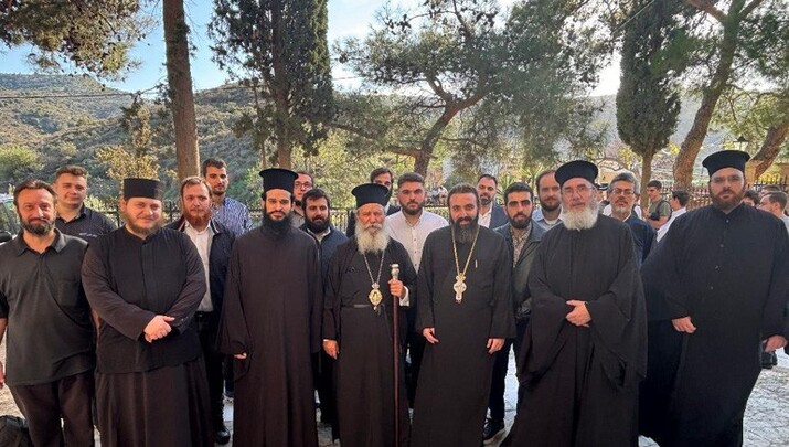 Προσκυνηματικές επισκέψεις των ιεροσπουδαστών της Σ.Μ.Υ.Κ. της Ρ.Ε.Σ. - Φωτογραφία: Romfea.gr