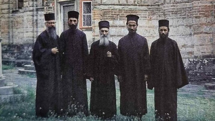 Φωτογραφία ντοκουμέντο από τη Μονή Χιλανδαρίου στις αρχές της δεκαετίας του 1970 - Φωτογραφία: orthodoxianewsagency.gr
