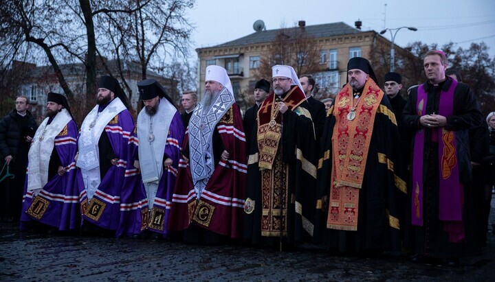 Ηγέτες της OCU και των Ουνιτών τέλεσαν κοινό μνημόσυνο