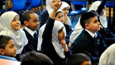 Απόλυση δασκάλου στο Λονδίνο για σχόλια περί χριστιανικής Βρετανίας