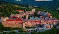 Ευχαριστήρια ανακοίνωση της Ι.Μ. Καστορίας για τη στήριξη της Ι.Μ.Μ. Βατοπαιδίου