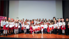 Τα παιδιά των Κατηχητικών μετέφεραν το μήνυμα των Χριστουγέννων στη Βέροια