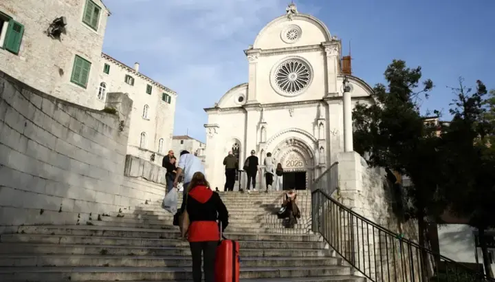 Χριστουγεννιάτικη φάτνη με ναζιστική συμβολική στην Κροατία 