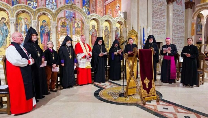 Νέα Υόρκη: Οικουμενική δέηση στο Φανάρι με συμμετοχή ΛΟΑΤΚΙ επισκόπου