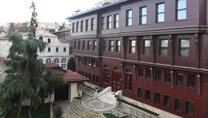 Το Φανάρι εξηγεί την αναγνώριση χειροτονιών της UAPC με τον απατεώνα «ιεράρχη»