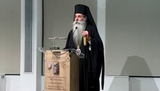 Μητροπολίτης Πειραιώς: «Είναι μια θυσία να είσαι Πρεσβυτέρα»