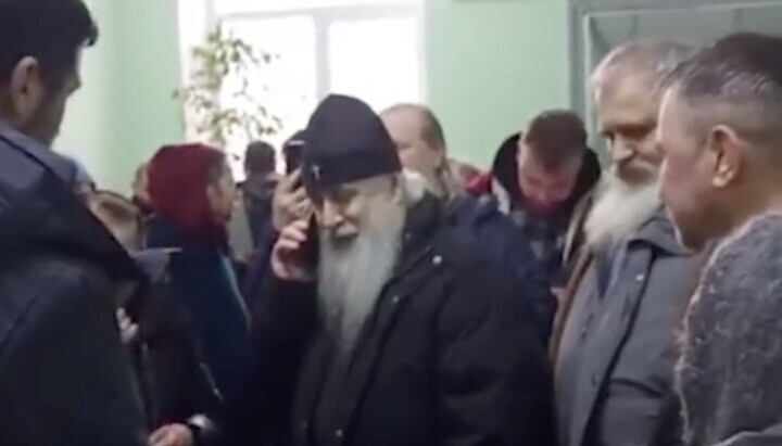 UOC: Ευχαριστίες Άμστερνταμ σε ΗΠΑ για την απελευθέρωση Μητρ. Αρσενίου