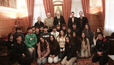 Ο Αρχιεπίσκοπος Ιερώνυμος συναντήθηκε με μαθητές