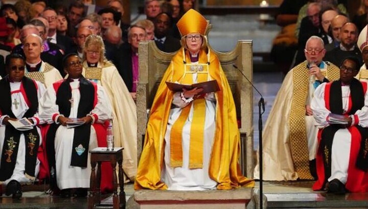 Ο Πάπας συνεχάρη τη νέα αρχιεπίσκοπο της Αγγλίας για την ανάληψη των καθηκόντων της